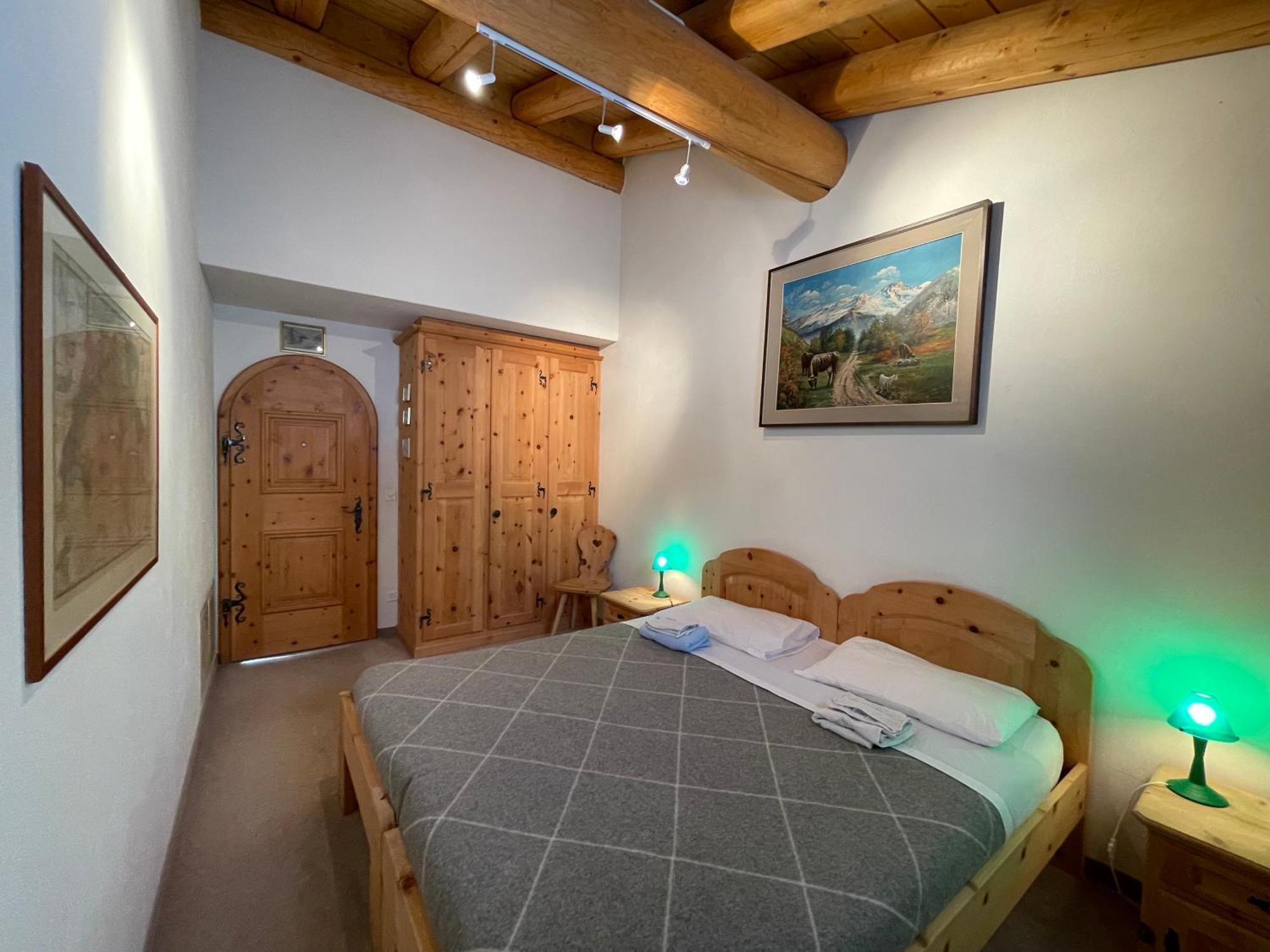 Chalet St Moritz Madulain Luaran gambar